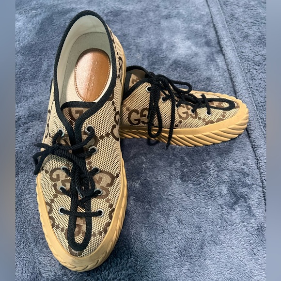 Gucci Sneakers - Picture 2 of 5